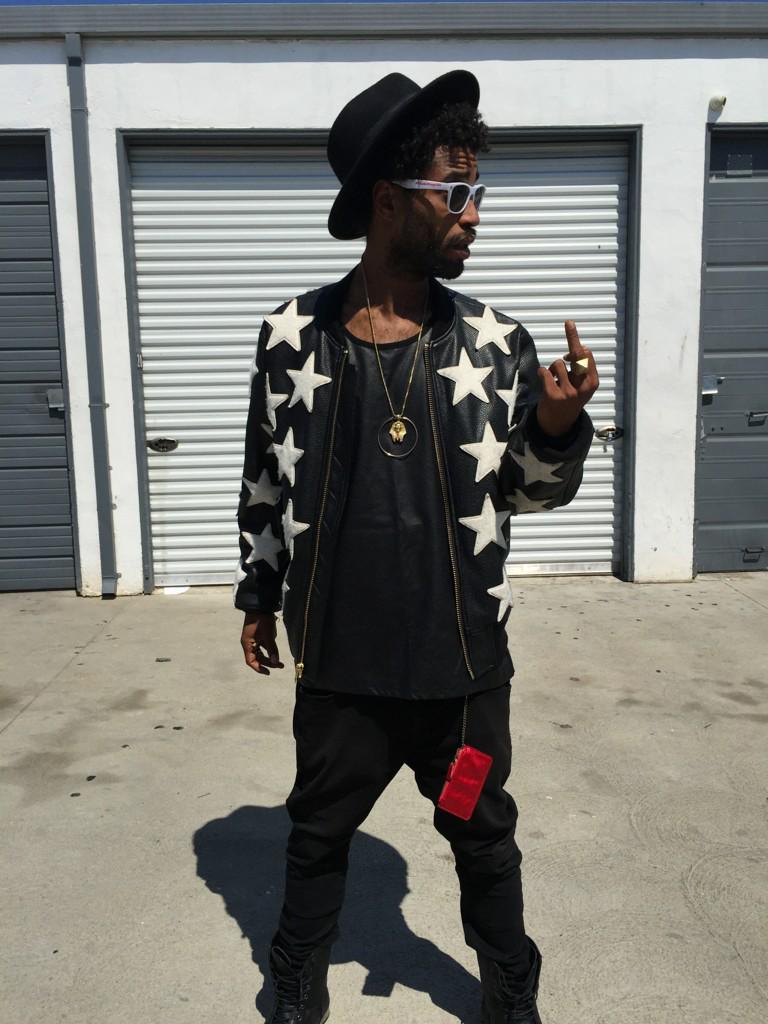 SPACE GOD tweet media