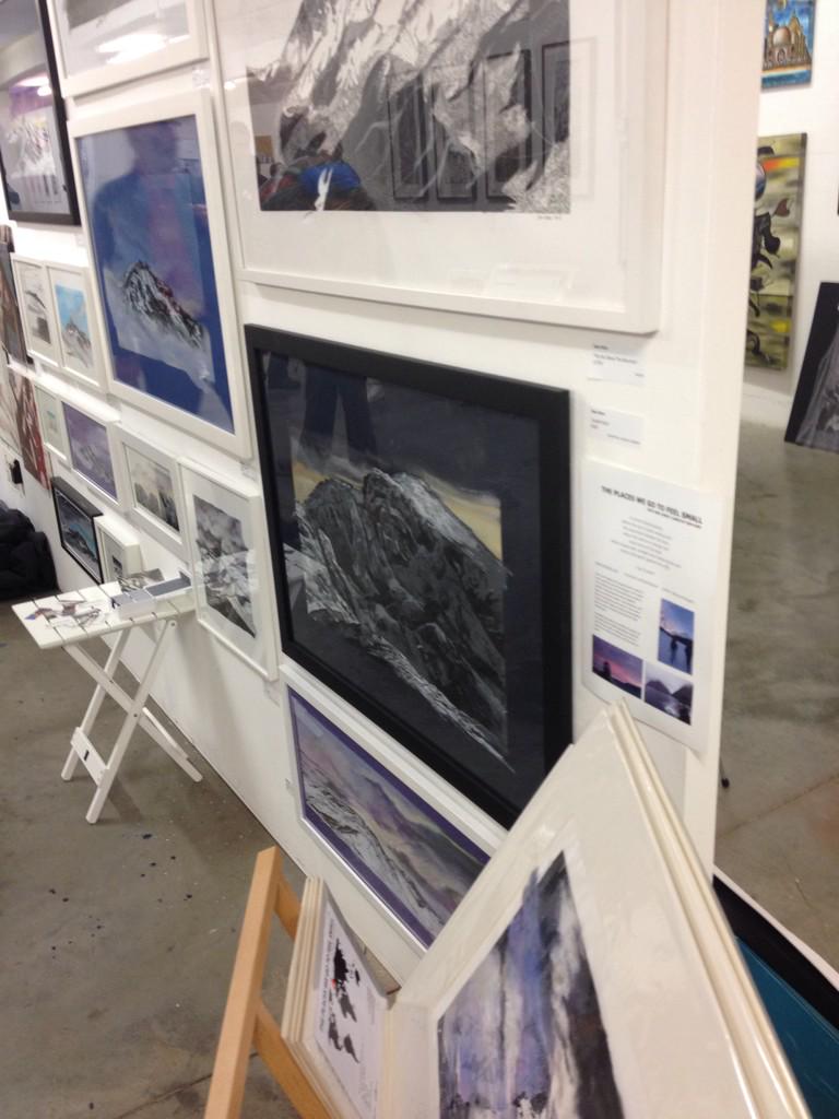 samanthagare's tweet photo. Another busy day at #NewAF2015 open till 6! http://t.co/icEZIJzuDu http://t.co/rMj7tldJZu