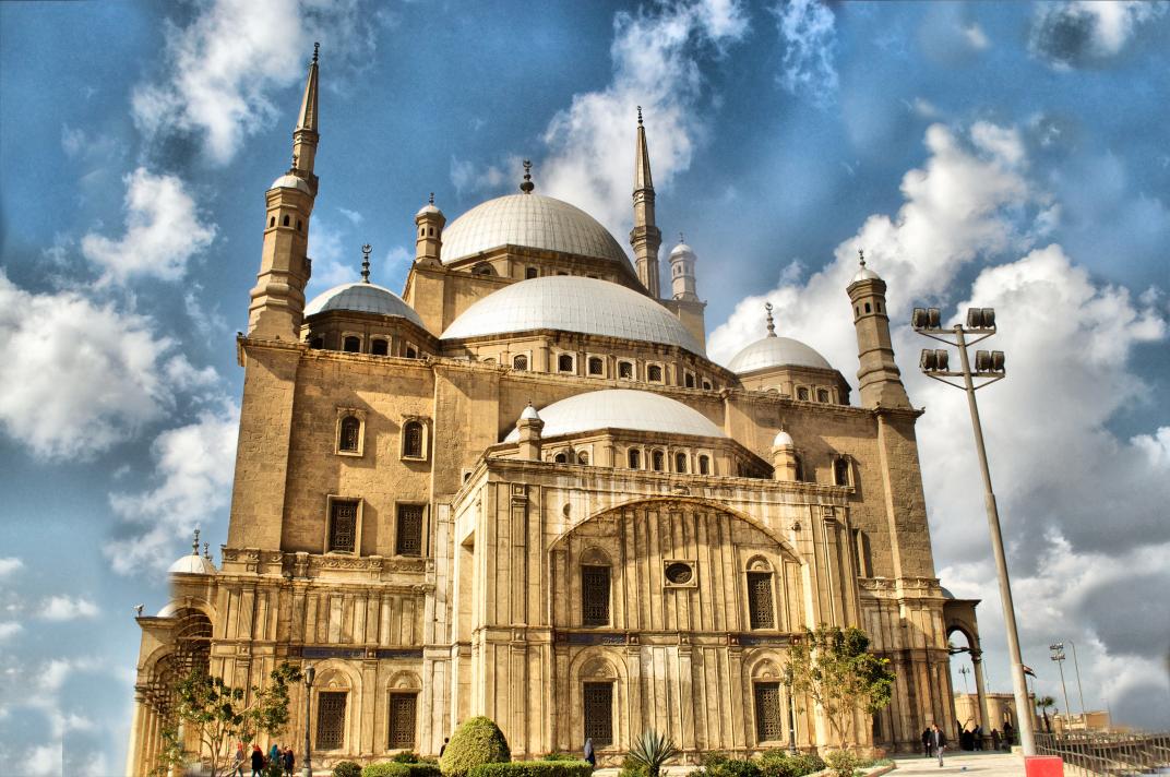 MosqueBeautiful's tweet photo. Mosque of Muhammad Ali - Cairo, Egypt http://t.co/OjTuuA6rle