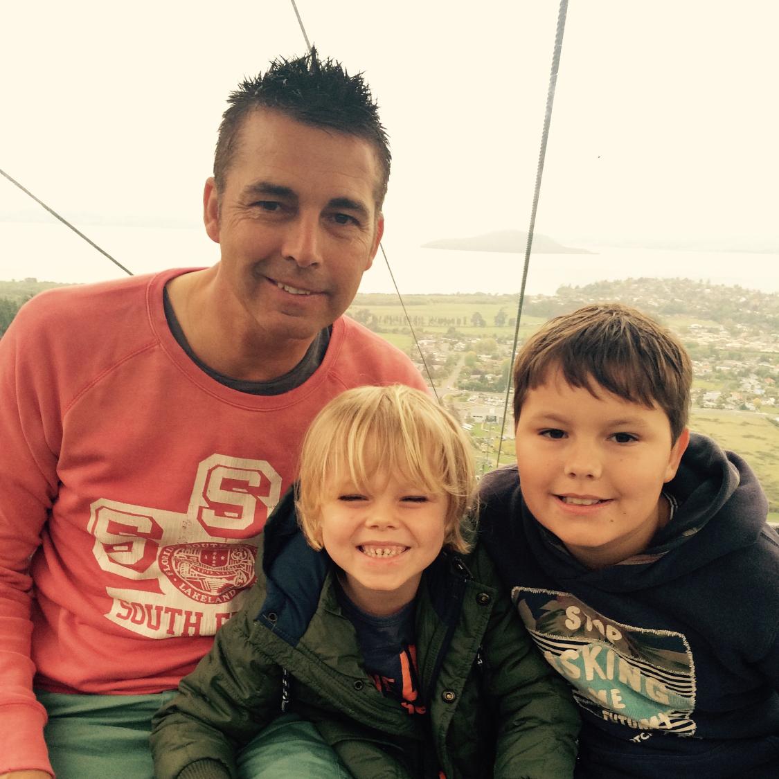 Trafford1017's tweet photo. Happy Fathers Day Dad @jono_mj hope you've had a nice day xxx http://t.co/N1MMySdbop