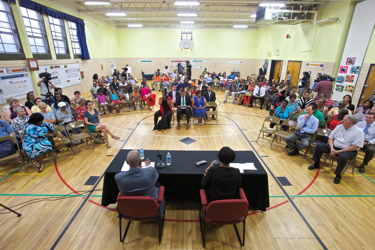 MayorSRB's tweet photo. 21st Century Schools Forum on 9/10! We want our new schools plan to be a collaborative effort.→http://t.co/Muktyo3nMq http://t.co/e9RDFhwWJv