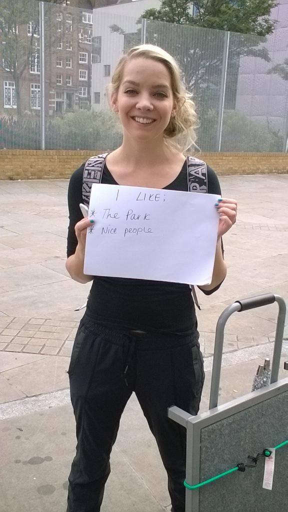 aoifecaitrionax's tweet photo. #NCSYES #25CC #THCemeterypark #Towerhamlets @ChallengeTowerH http://t.co/6szf7sYHCf