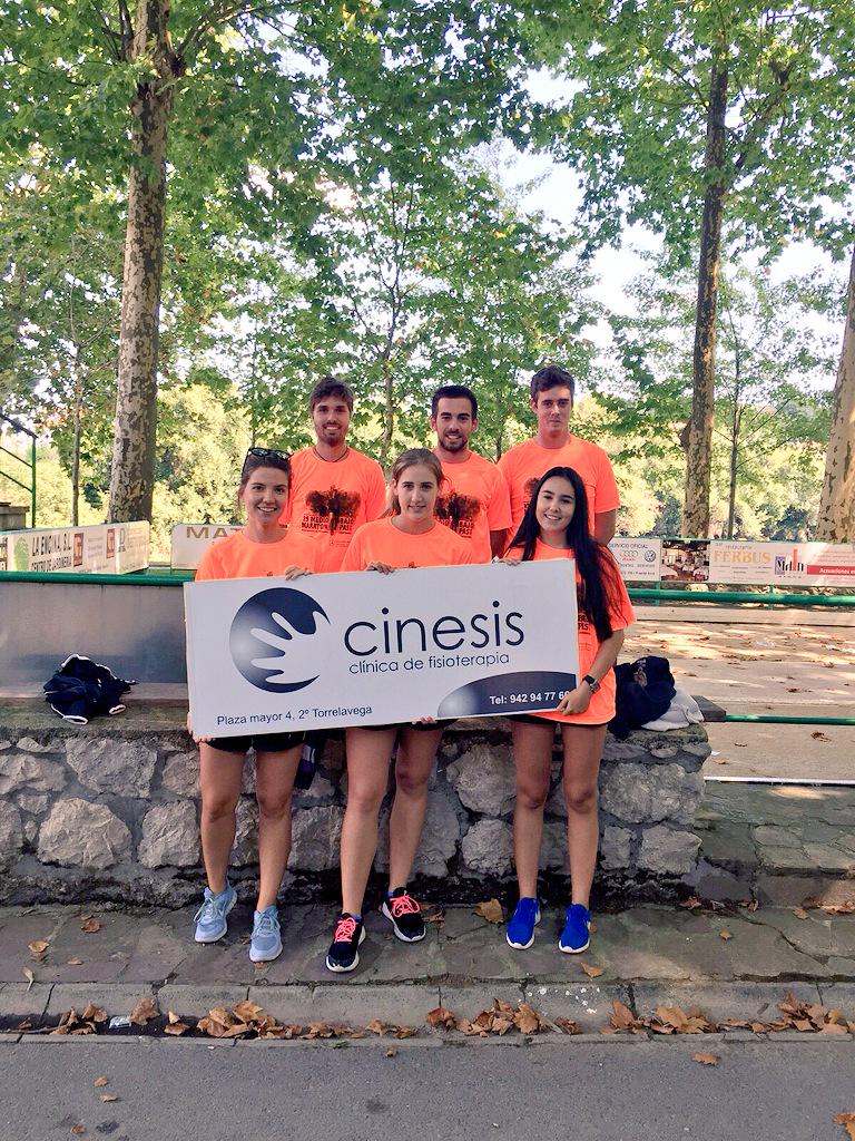 cinesisFTP's tweet photo. Hoy estuvimos presentes en el @bajopas colaborando con la más célebre 1/2 maratón de Cantabria. Gracias chicos 👏👏👏👏 http://t.co/ick2Nd5txA