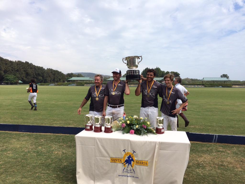 Sotogrande_Info's tweet photo. Enhorabuena al cuarteto de La Ortiga, campeón de España de polo en #Sotogrande @SantaMariaPoloC http://t.co/tsp5S2Owal
