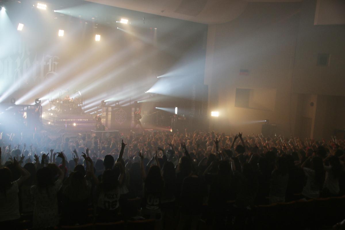 theGazettESTAFF's tweet photo. 【LIVE TOUR 15 DOGMATIC - UN -】 
0906@羽生市産業文化ホールDAY2
http://t.co/74cvSNlpBc  
#DOGMATIC #DOGMA #theGazettE http://t.co/35vHJ0bY8L