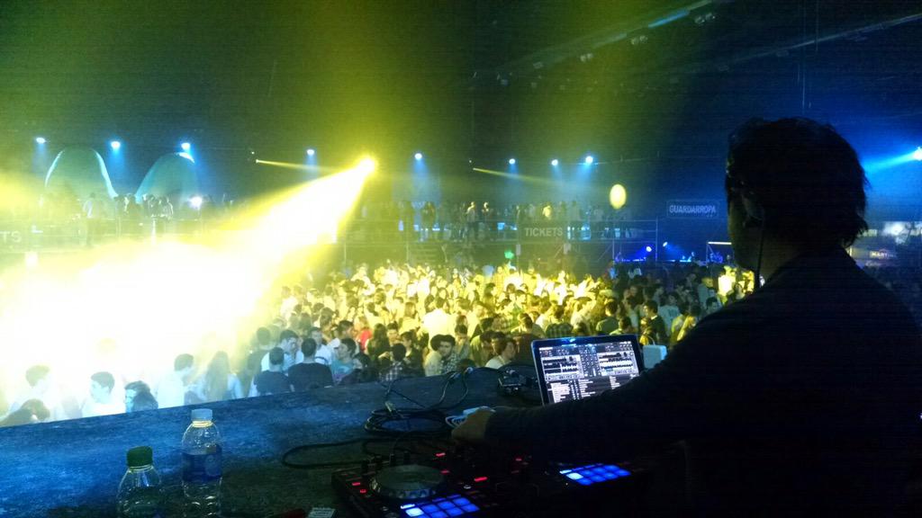 Powerplayshows's tweet photo. #FIESTAPLUS @MguerreroDj #Losbonnitos @LosBonnitos @MinCulturaMza @MendozaCHIC @francopisi @pilugodoy http://t.co/erJhS0GWQz