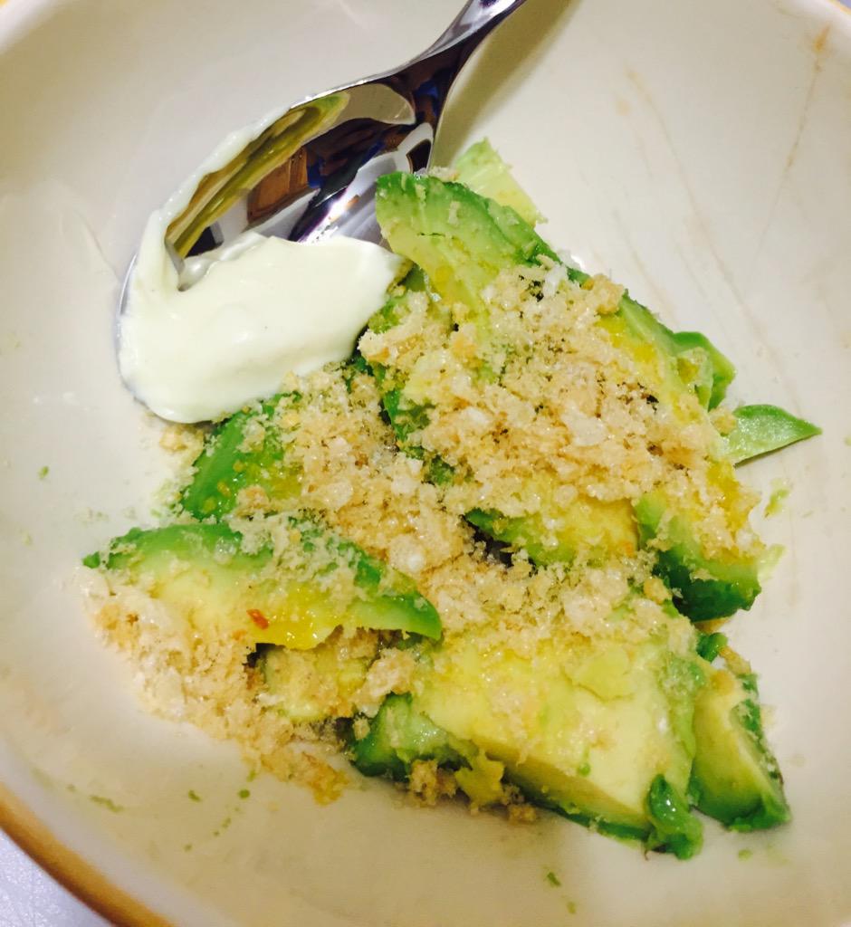TasteThatHealth's tweet photo. I Needed to add more calories, I was a bit low for the day. #avocado with mayo, and @BaconsHeir #porkdust #AltShift http://t.co/XrBQNwYCNF