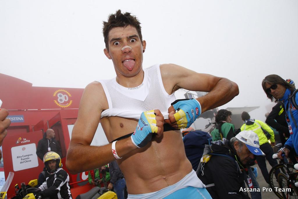 XDSAstanaTeam's tweet photo. Finish line ST14 #LV2015 @bettiniphoto http://t.co/hbbXDS5UJG