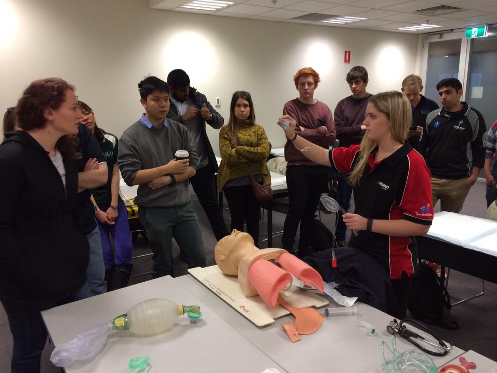 AustraliaEMS's tweet photo. After a very successful Advanced Airway MasterClass we've been asked to repeat this around the country #SPA2015Conf http://t.co/50yEXeBpAr