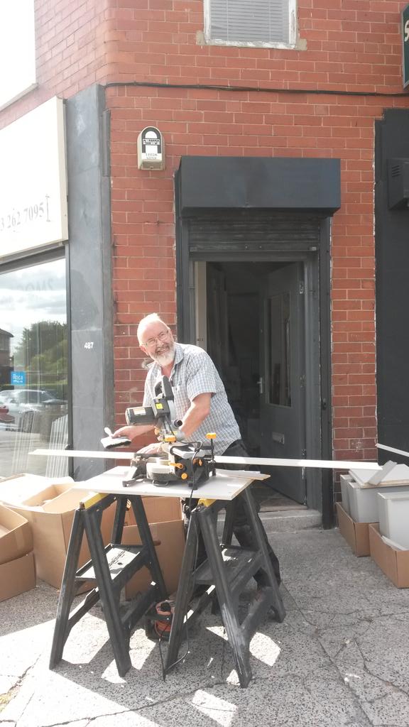LeedsKitchen's tweet photo. The lovely Ken Hales preparing to fit our new Mallard bedroom displays. http://t.co/mrwiBs40kg