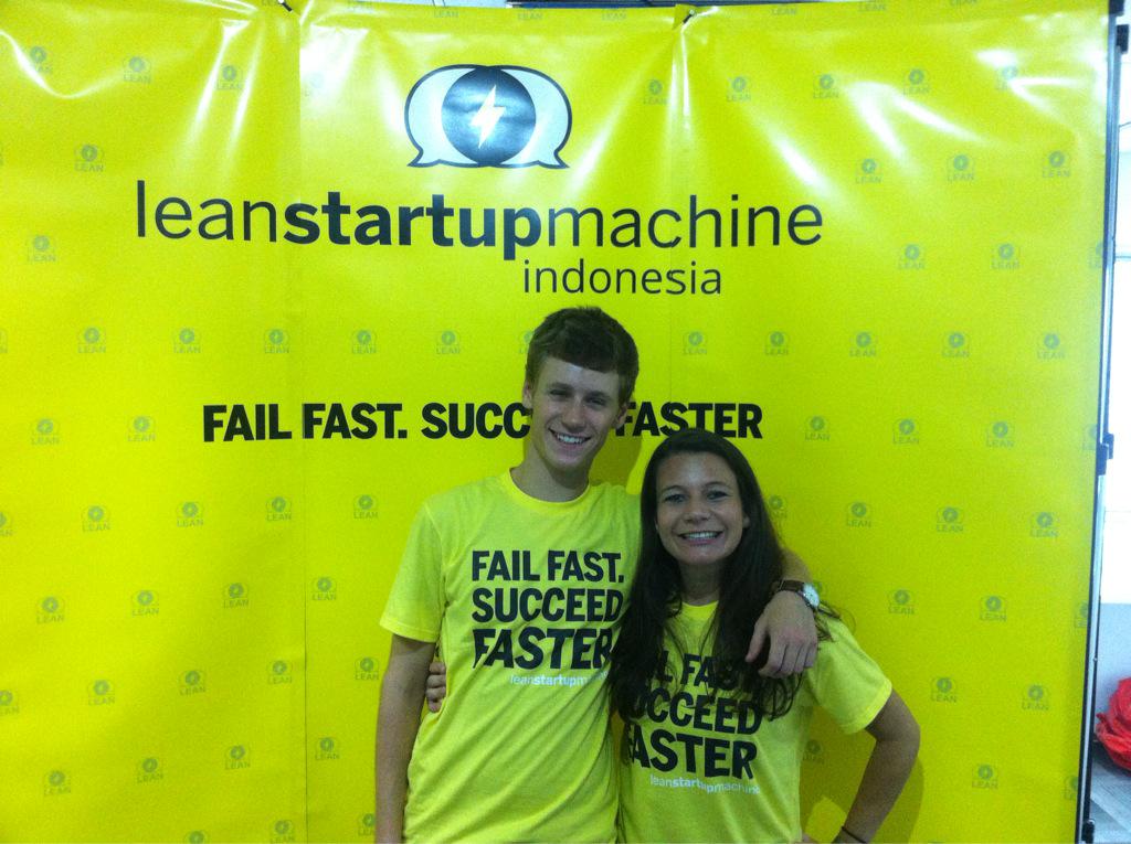 GrowthhackAsia's tweet photo. @LCarnaille and @startupanna representing GHA at @Lean_ID #letshackasia http://t.co/ao2DTT5ZdO