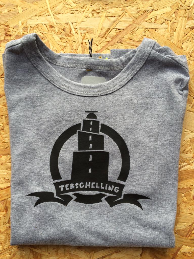 #zolderkast 4 #nieuwe #terschelling #t shirts #rompertjes #beperkte #voorraad