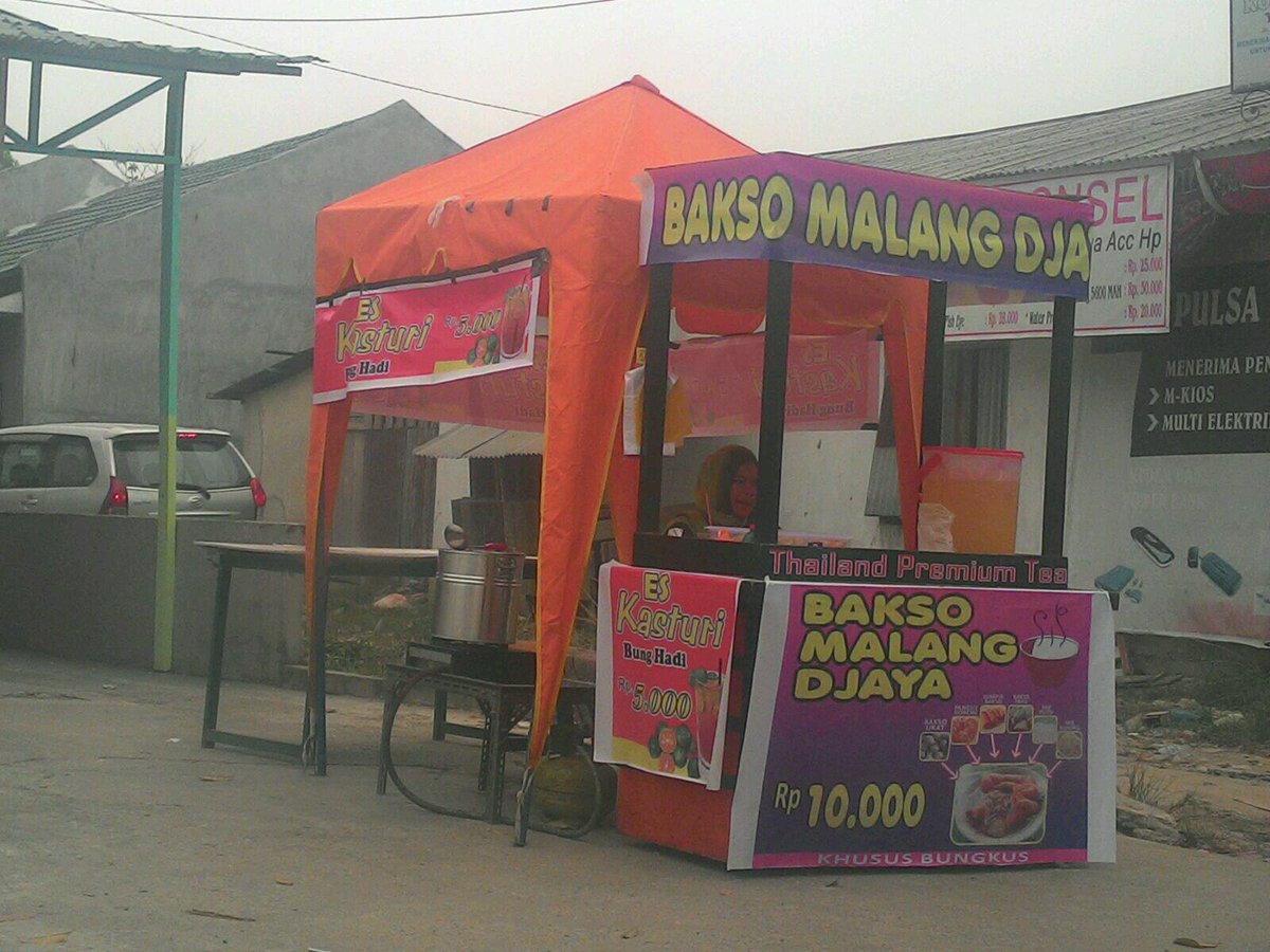 bmbunghadi's tweet photo. @Ts_UIR BARU! Kabar Gembira Mhsiswa UIR..!! ES KASTURI BUNG HADI  &amp; Bakso MALANG DJAYA di Jalan karya 1 UIR http://t.co/Qthw7nqRxY