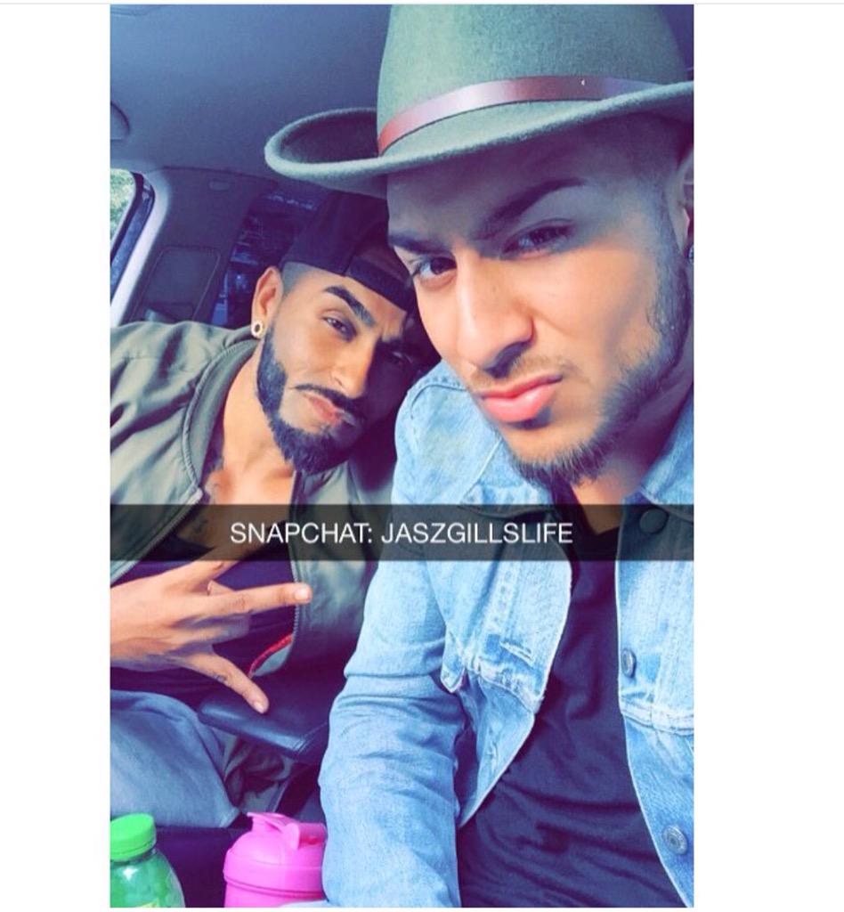 KamalianGirl's tweet photo. U to r my idol x😻😻 @Kamal_Raja @Jasz_Gill 
#wait_is_over_challi_ja_coming_soon 😍 http://t.co/KO0aqPy1DP