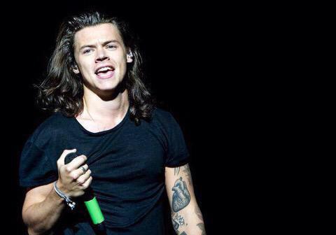 leadirection1d's tweet photo. #OTRAMonteal ❤️ http://t.co/hcwSpTO7Je