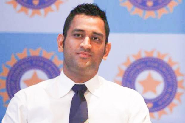 Dhoni_World7's tweet photo. Sachin Tendulkar is like God to us : MS Dhoni at New Jersey. 💙 http://t.co/URDi5NN5Yl