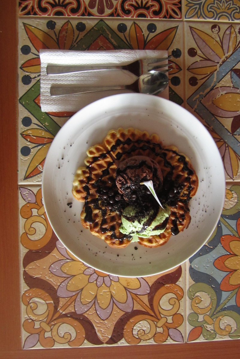 OPEN! it's a cozy #sunday for #vegetableicecream &amp; other bites :D have a lovely noon people :) <a href="/BandungView/">BandungView.info</a> <a href="/se_bdg/">se_bdg</a>