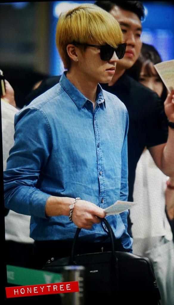 wh_honeytree's tweet photo. 150906 인천공항입국 우현🐝  인공머쨍이ㅋ.ㅋ http://t.co/ko1fwMD6xE