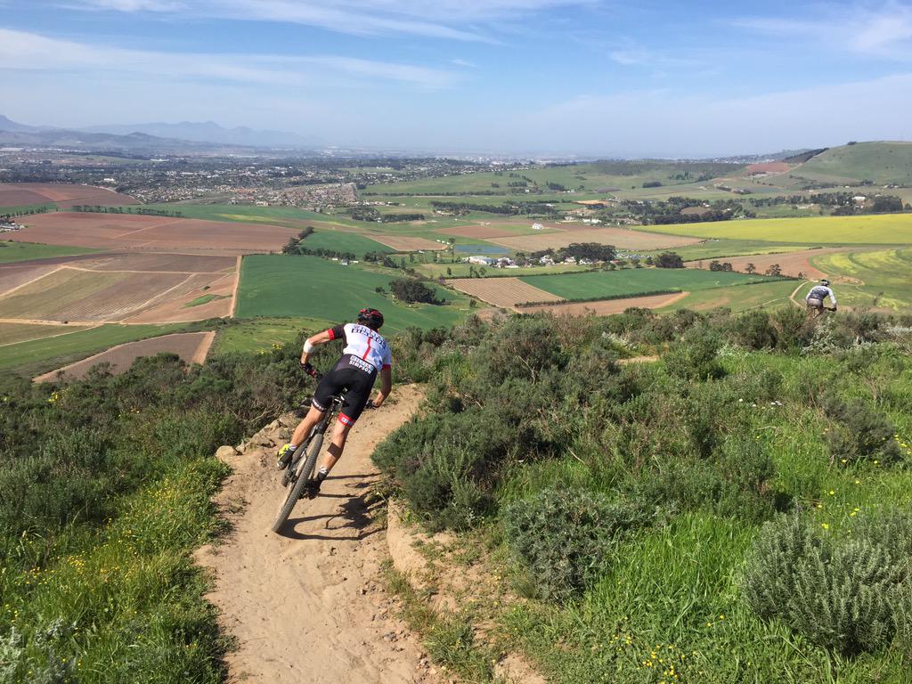 FedhealthMTB's tweet photo. Second place in the 65km @MTBFEST is @derrinsmith now on the final descent http://t.co/RiAtooTcFL