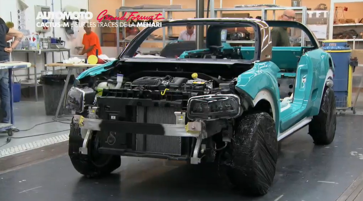 automoto_TF1's tweet image. #GrandFormat #Automoto De la Méhari au Cactus M, #Citroën fait revivre la voiture décontractée