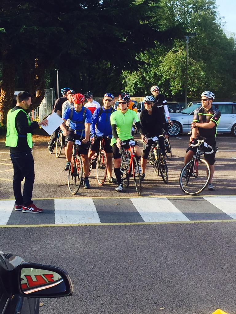 amwellsports's tweet photo. Riders setting off for the first #etapedamwell. Great weather. Fantastic courses. #eatcake http://t.co/QdDXWnmStL
