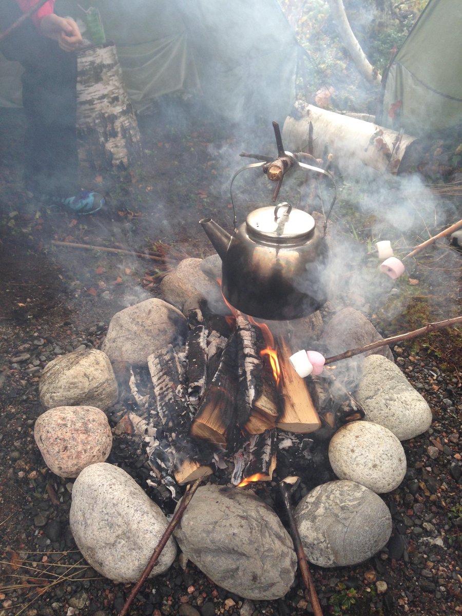 HutkoFi's tweet photo. Tunnelmia eiliseltä laamavaellukselta. #laama #vaellus http://t.co/EZHaz2OujV