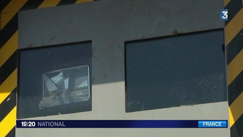 assuactu's tweet photo. La chasse aux automobilistes sans assurance est lancée http://t.co/DI4F0K7P1g http://t.co/NRgwAAe4VC