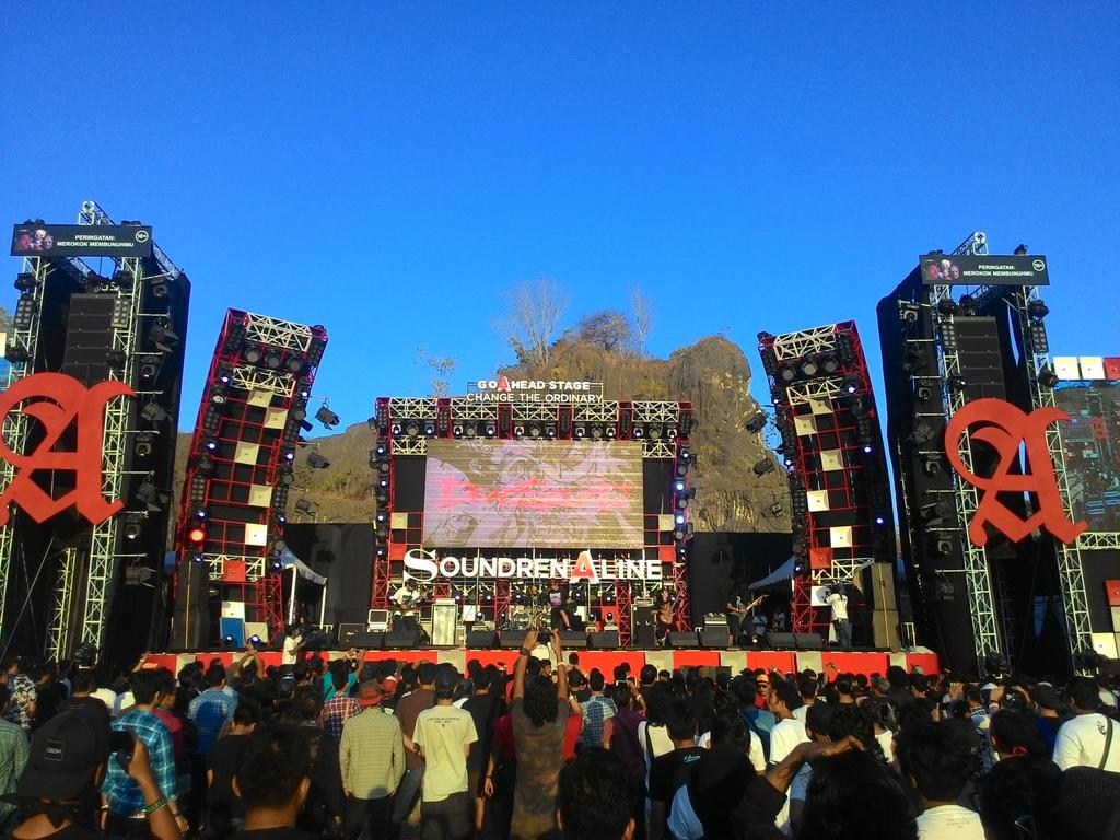 RollingStoneINA tweet picture