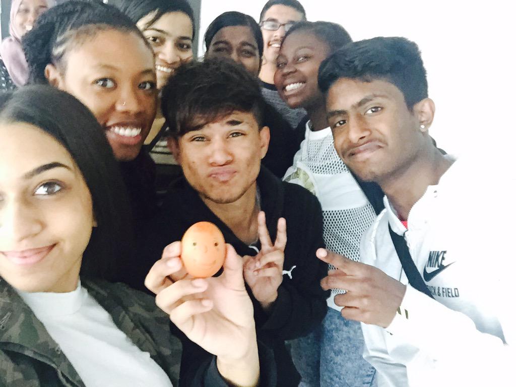 UnoYouth's tweet photo. #UNO #teamward #ncs #eggward #ward #fundraising #selfie @NCS http://t.co/hDtuqLnhUw