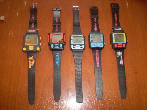 shitgadget's tweet photo. Forget the Smart Watch it was all about Nelsonic's Game and Watch line in the 1980's. http://t.co/bw3DpTDT6c
