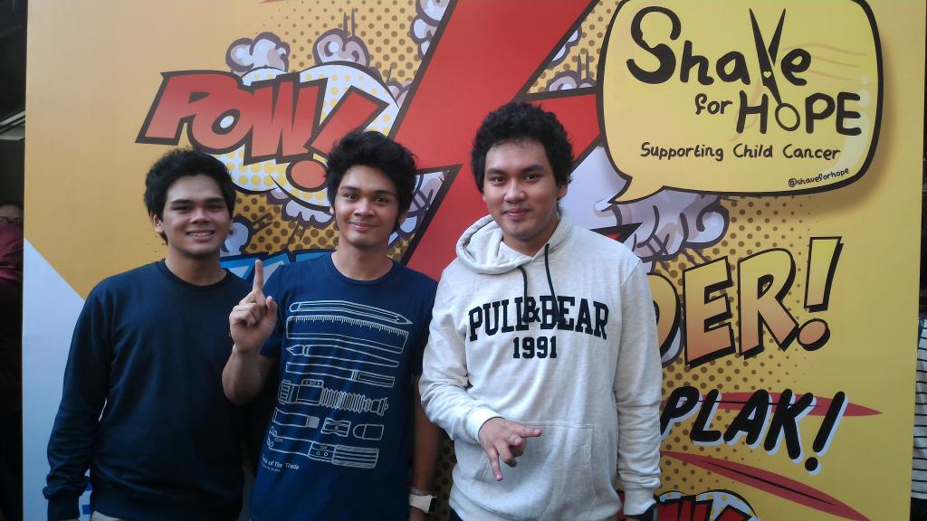 SonyMusicID's tweet photo. #SonyBuzz @TheOvertunes ikut berpartisipasi dalam gerakan #ShaveForHope lewat musik http://t.co/7GfRWGfF5X