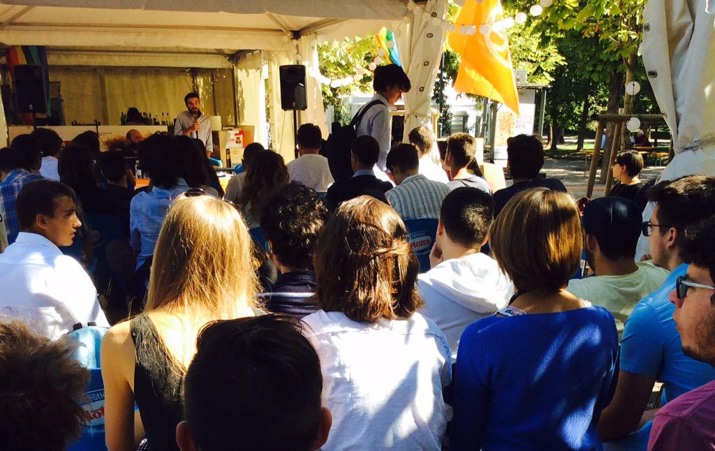 gdmassacarrara's tweet photo. Alla #direzioneGD. #festaGD
@gdnazionale http://t.co/xhrPGI9VYi