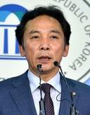 munrin's tweet image. [말과 말][말과 말]야권연대 가시밭길 예고, 정진후 정의당 원내대표는 경기 안양 동안을에서 이정국 지역위원장과 박용진 전 경기도의원 등 새정치민주연합 인사들과 승부를 벌일 예정이다.