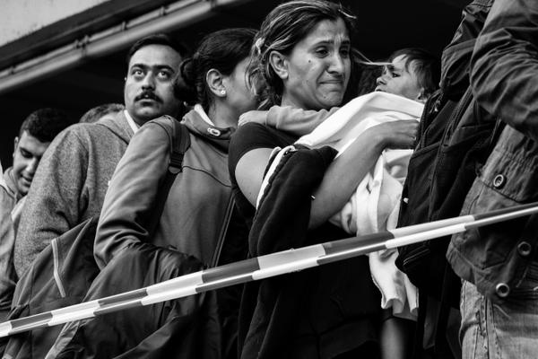 LotteLeicht1's tweet photo. #RefugeesWelcome: Powerful images of #refugees arriving in #Austria after the long #MarchOfHope. 
By @JChristandl http://t.co/c57yLZaYui