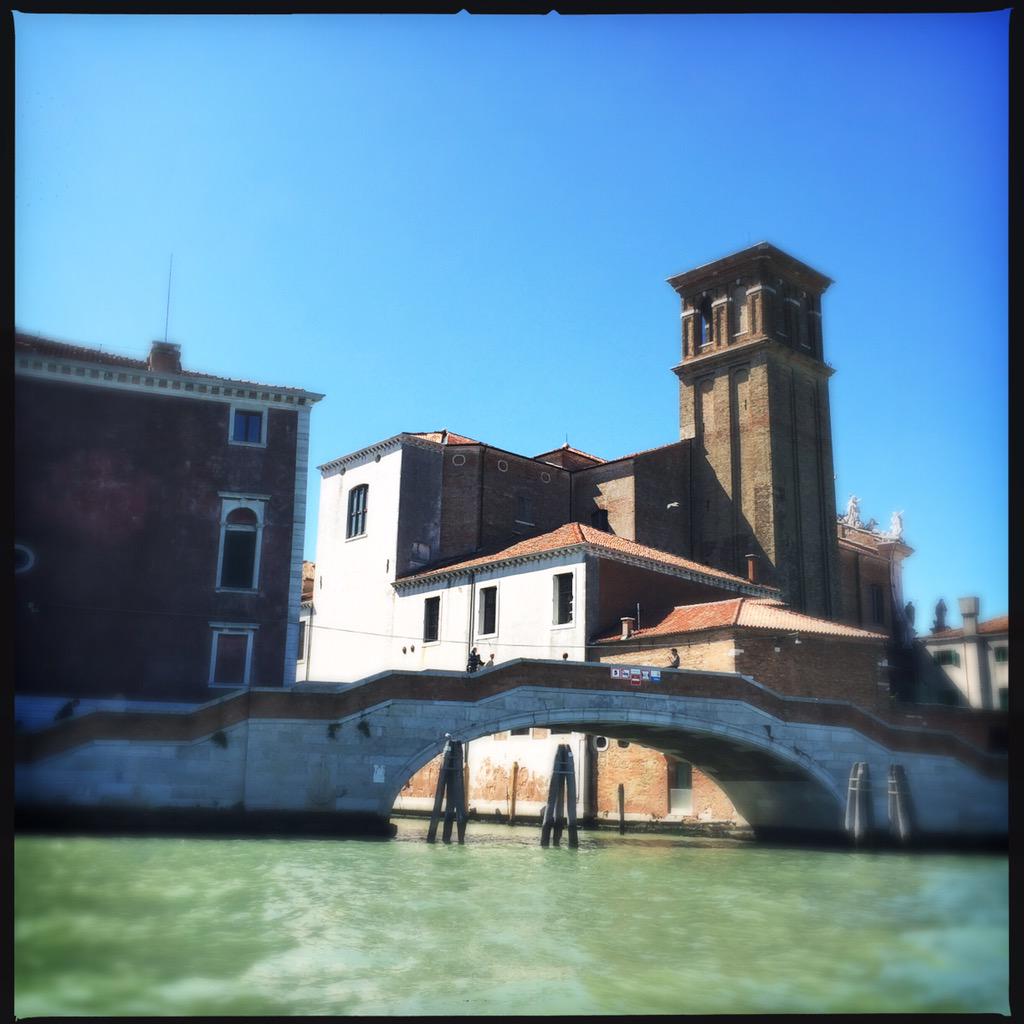 Nicoduvo's tweet photo. #VeniceFilmFestival #theendlessriver 😎😎 http://t.co/Npb3UQ5oE5