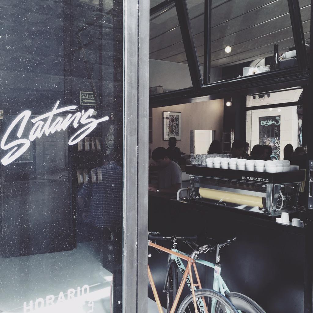 olocomesolodeja's tweet photo. SATAN'S COFFEE CORNER >> http://t.co/J3S9ETSqA1 #coffee #barista #cafe #communitycoffeebcn #thirdwavebcn #Barcelona http://t.co/o6cviIiDSl