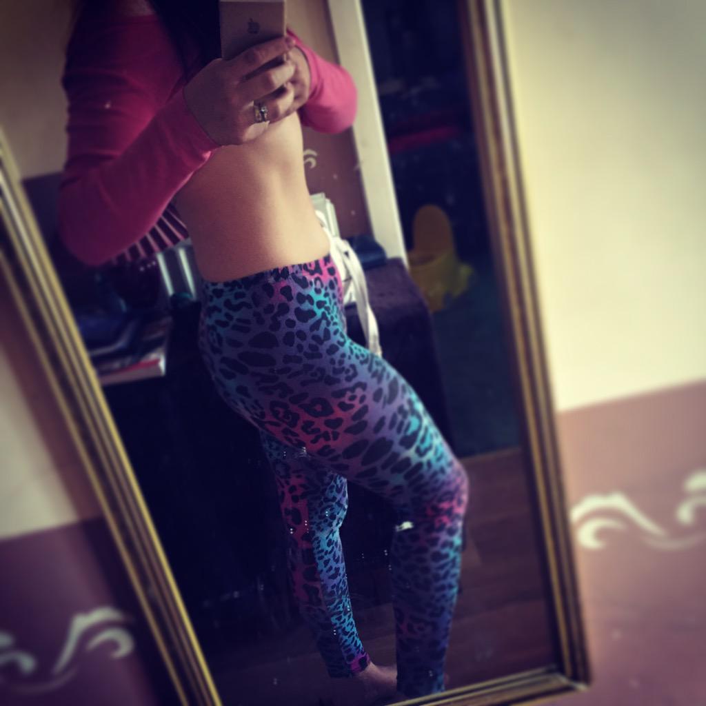 AspiDancer86's tweet photo. So that damned half stone holiday gain has disappeared this past week! Thank fuck... http://t.co/KnA1xdKn5B