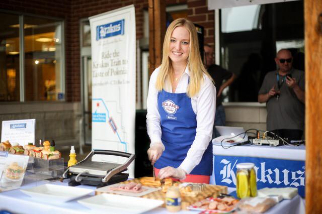PolandOnAPlate's tweet photo. Join Basia Brown @PolandOnAPlate for afternoon cooking demo at #TasteOfPolonia at the #KrakusHam tent! #PolishChicago http://t.co/tN3Eb8B0we
