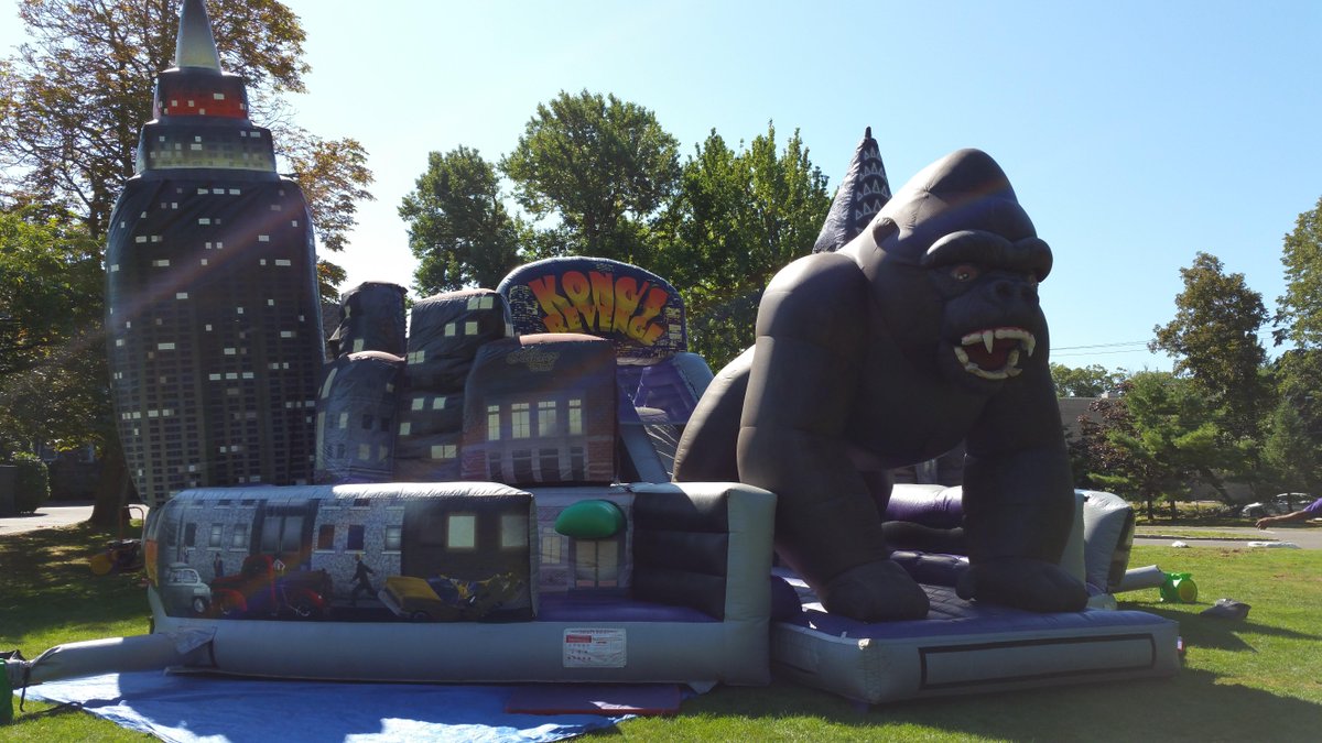 OrientaBeach's tweet photo. OBC is bananas about Labor Day Weekend! http://t.co/AoPvWhsTDM