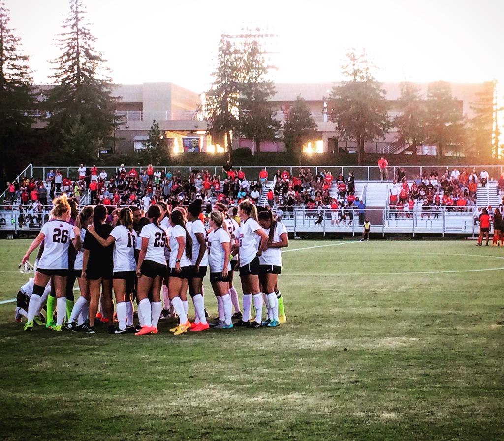 CSUNWSoccer's tweet photo. GAME DAY!! 1pm kickoff against Detroit-Mercy at HOME!! 👊💥⚽️🏆🙅 #SUSO #WeWinAtHome #ShutoutCity #BeatTheTitans http://t.co/a6d8k8QWQJ