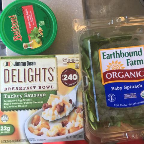 EvaPilgrim's tweet photo. Easy peasy, fancy breakfast made at work!!! #MicrowaveChef #CookingForOne #OnTheBlog ➡️ http://t.co/rFF3NRgveZ http://t.co/rdcR8Yi20z
