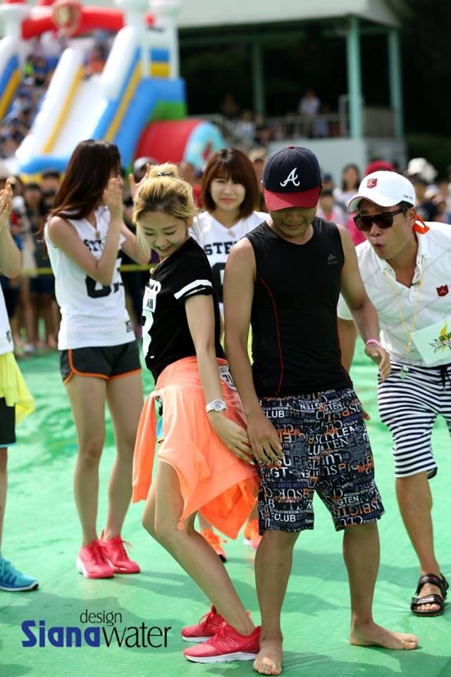 LC__SmileEIIH's tweet photo. Rise &amp; other idols in Dream Team #SmileEvenIfItHurts #RIPRise http://t.co/3O7e0LQ9OJ