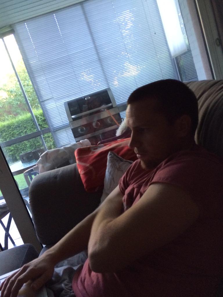 christianholum's tweet image. @PetterVeland Chris "gulekort" Hall #ullern