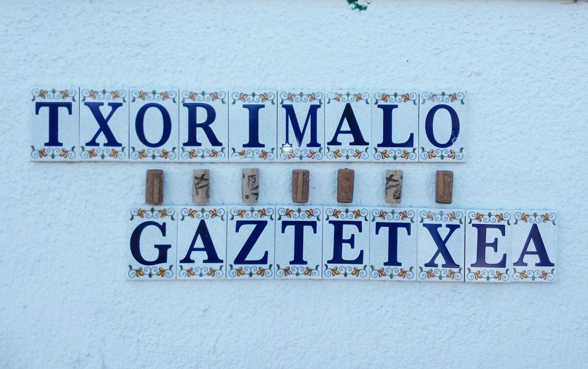 Algortako Gaztetxeak ere #kortxoselfia atera du! Aupa #kortxoeneabizirik