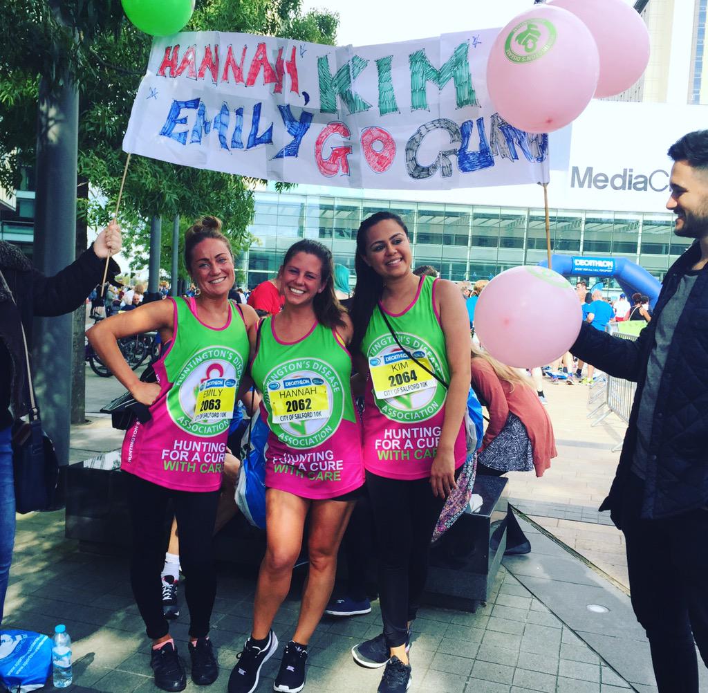 laurenbreslaw's tweet photo. Smashing the 10k for a great cause @HDAI_ie #huntingtonsdisease #salford10k http://t.co/dxfhPaiMto