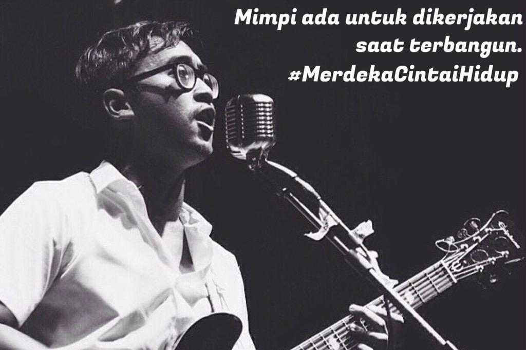 danangpostman's tweet photo. Gak hanya sampai di tahap sekarang, gue akan terus ngewujudin mimpi gue karena gue bahagia bisa #MerdekaCIntaiHidup http://t.co/JomtYehnIf