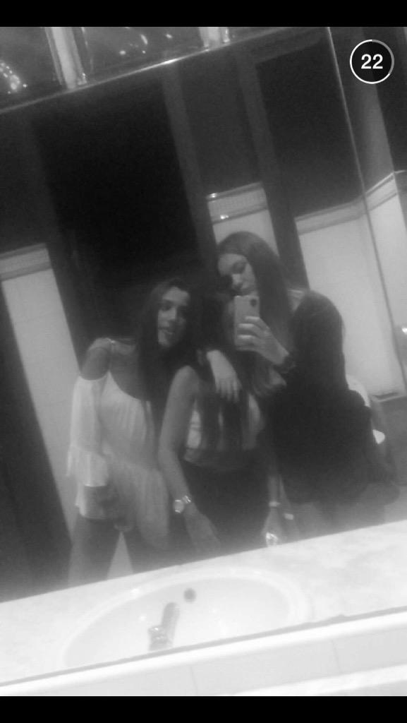 anitacolis's tweet photo. Creo que estuvo mal 💕🎉 http://t.co/XtlsoHpT0D