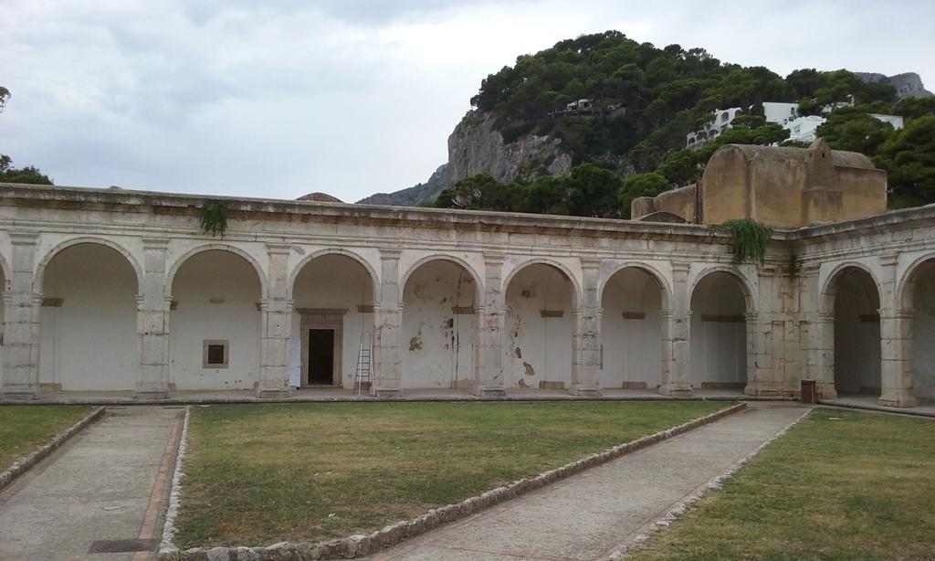 Certosa #Capri Mostra collettiva  @IgavArt Dipingere il presente 6 sett 11 ott #Arte #Italia e #Cina #SisalPay