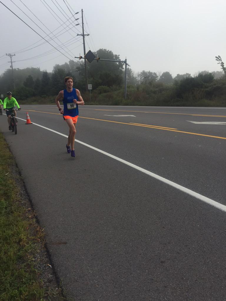 erinscoonahan's tweet photo. 1:47 at Mile 17! @2015MNMarathon @LWarrenMaher http://t.co/6NveMEiiph
