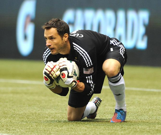 Happy 42nd birthday to the one and only Carlo Cudicini! Congratulations 